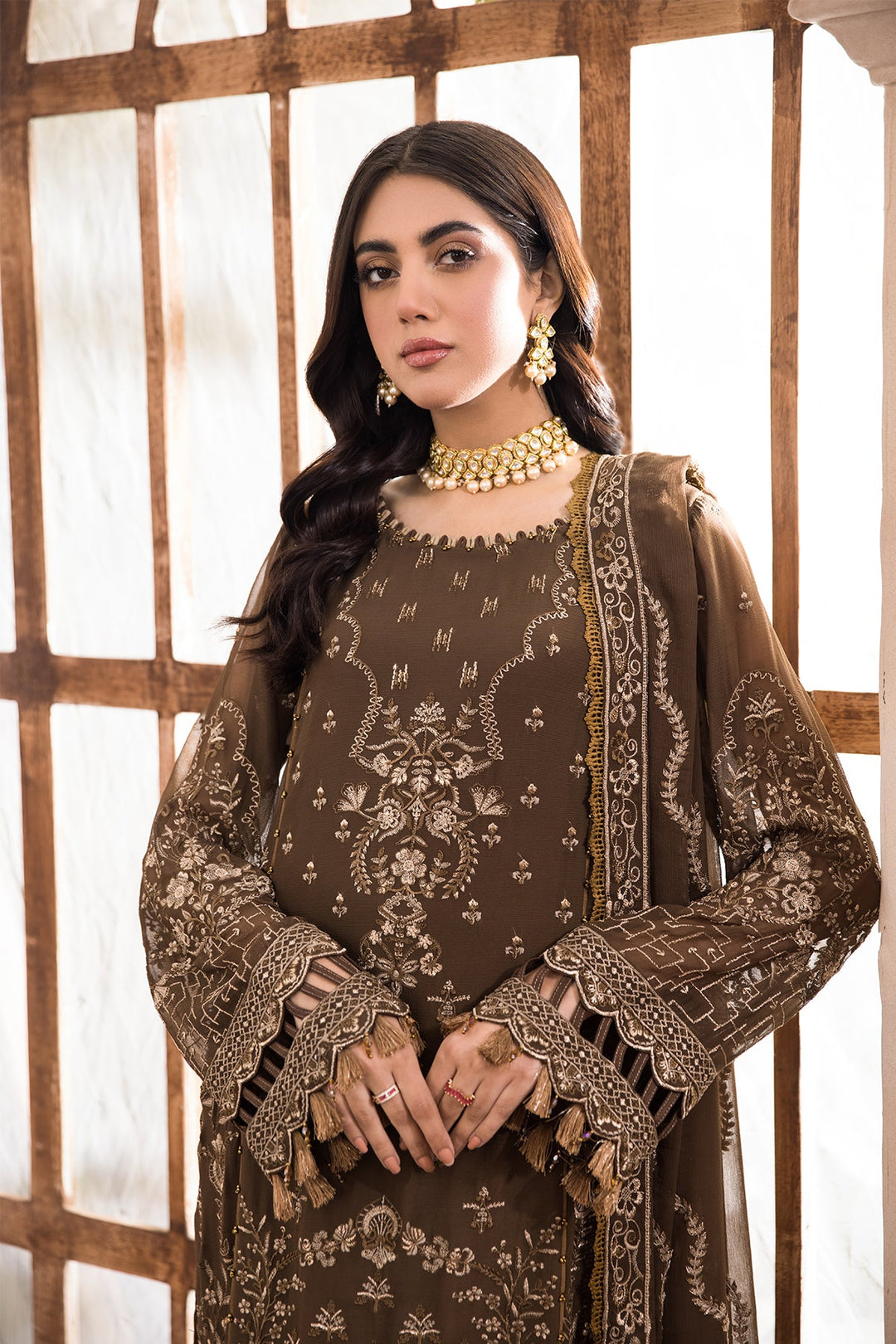 Pakistani Salwar Kameez Latest in Mehndi Shade Designer