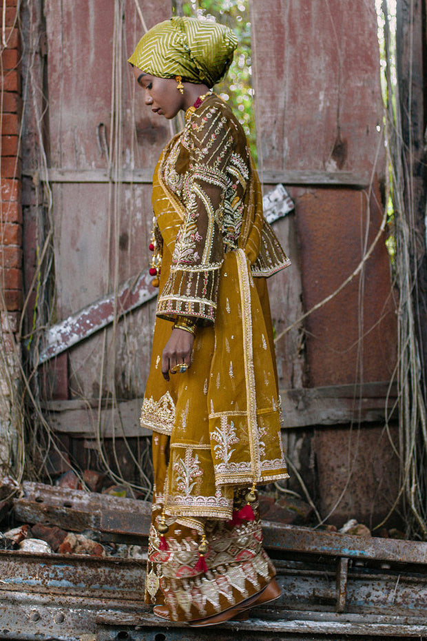 Pakistani Short Jacket Style Salwar Kameez