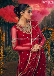 Pakistani Simple Mehndi Dresses for Bride 2021 Neckline View