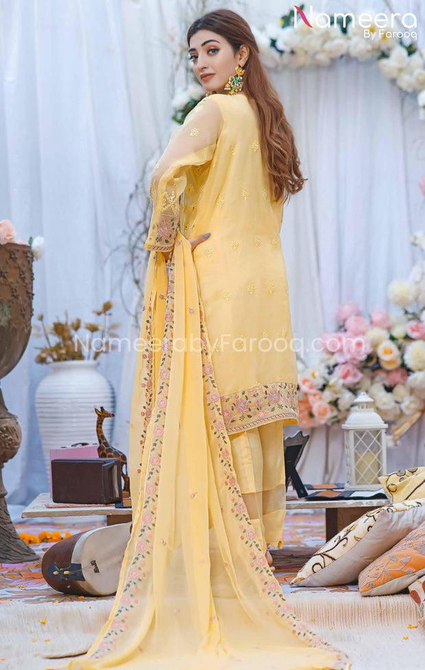 Pakistani Traditional Dress in Yellow Shade 2021