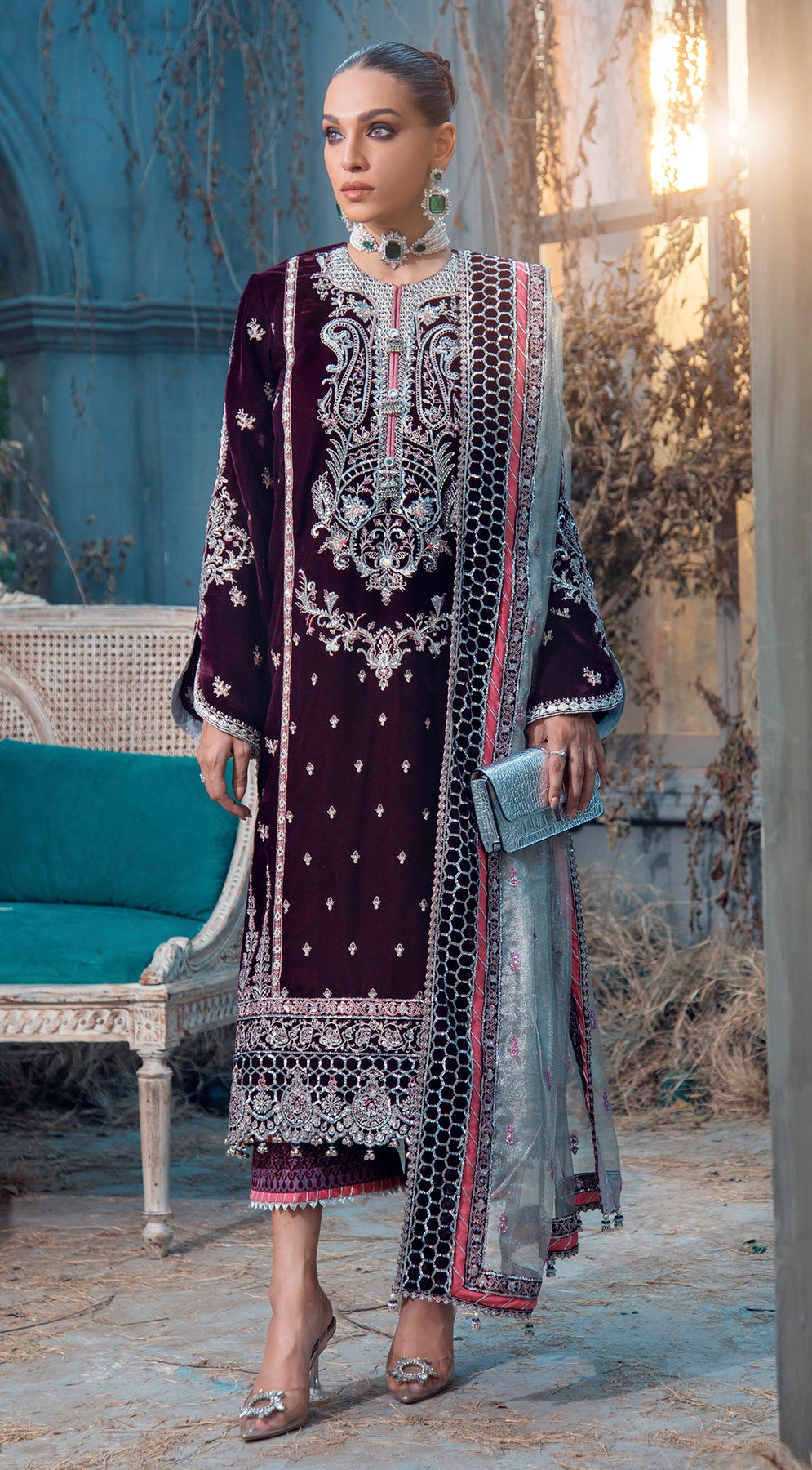 Pakistani Velvet Salwar Kameez for Wedding Party 