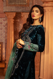 Pakistani Velvet Suit in Bottle Green Shade 2022