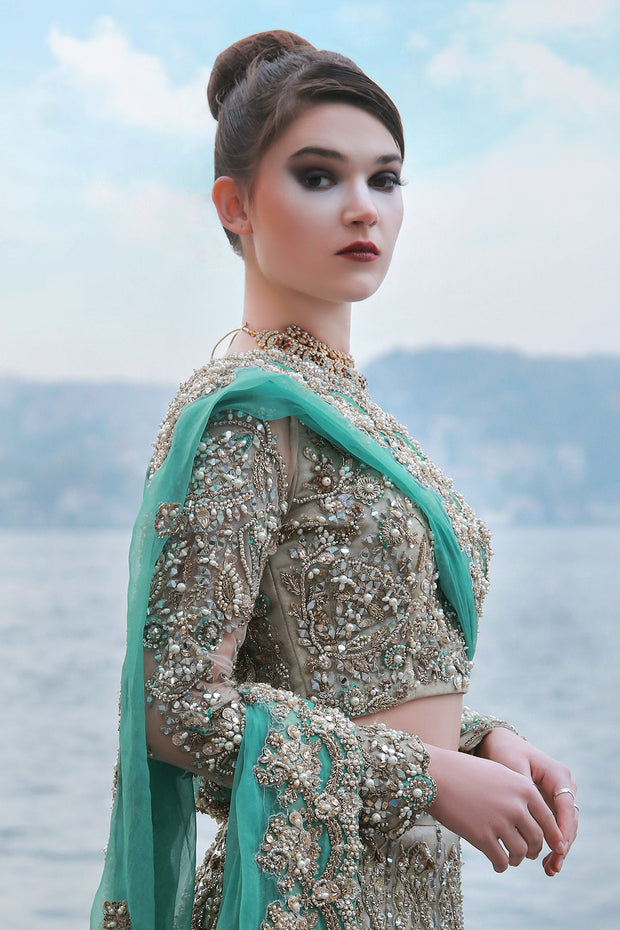 Pakistani Walima Lehenga Choli Dupatta Dress Online