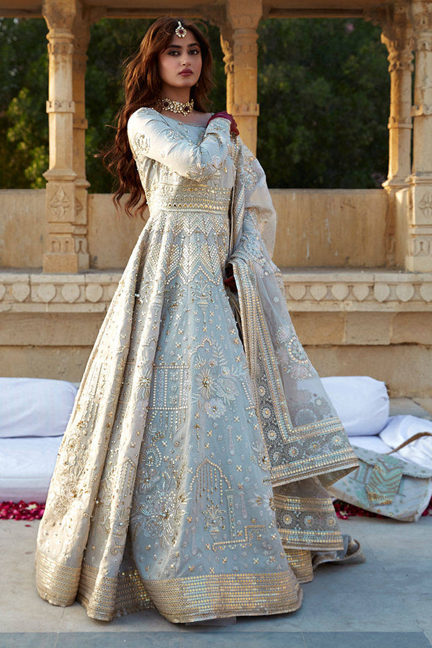 Pakistani Wedding Dress in Royal Pishwas Frock Style