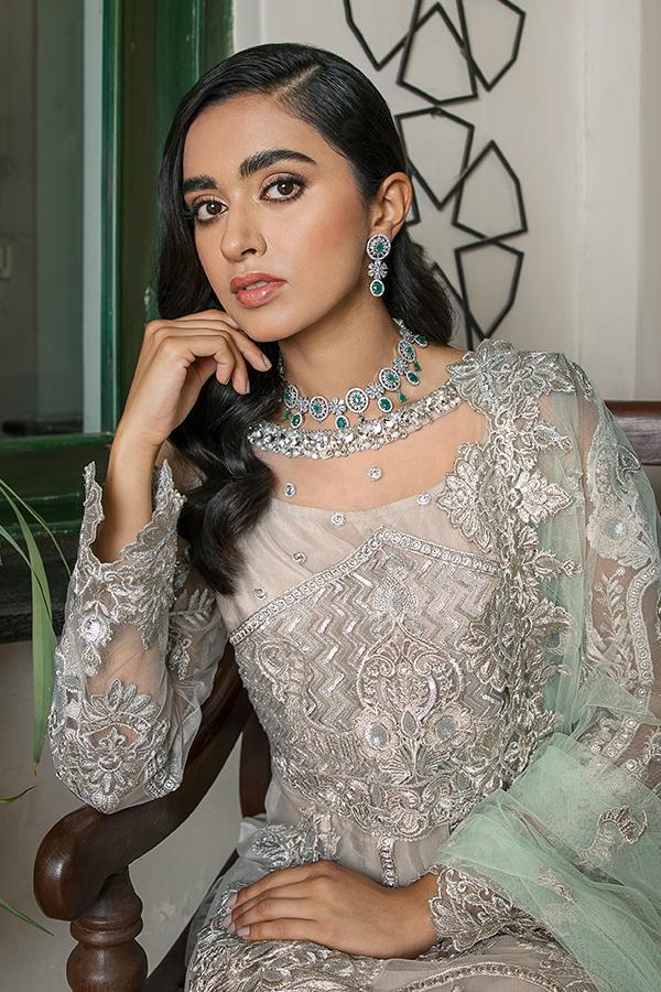 Pakistani White Dress With Silver Embellishment Online 2021 MEDIUM Pakistani White Dress With Silver Embellishment Online 2021 MEDIUM