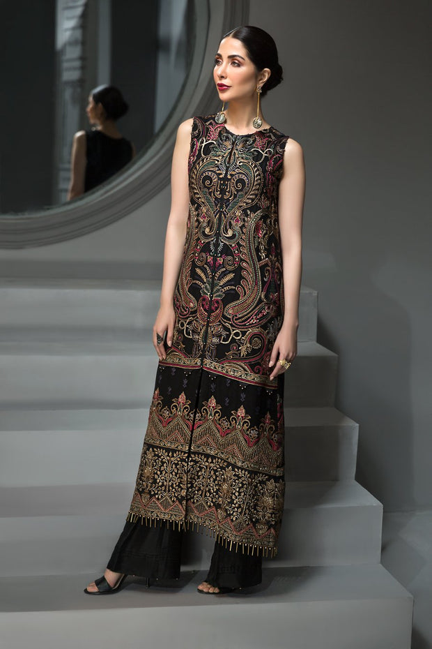 Latest Pakistani Black Chiffon Party Dress Side Look