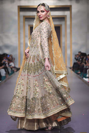Pakistani Bridal Anarkali Froke in Gold Color for Wedding SideLook