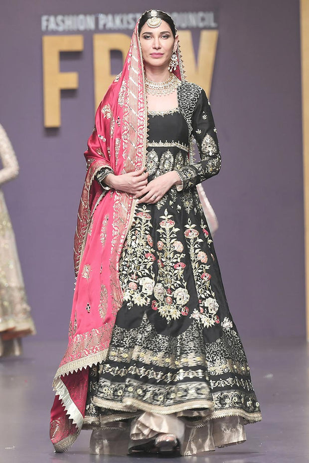 Pakistani Bridal Froke with Pink Shawl for Wedding Overall Look
