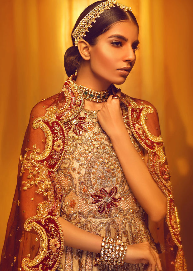 Pakistani Bridal Gown with Lehnga for Wedding Close Up