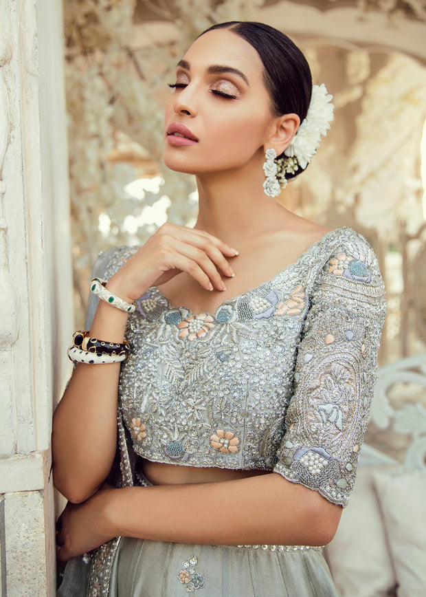 Pakistani Bridal Lehnga Choli Dress for Wedding Close Up