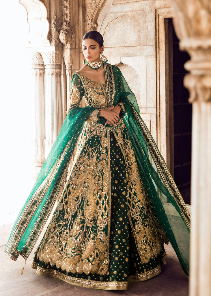 Pakistani Bridal Lehnga in Emerald Green for Wedding J5119