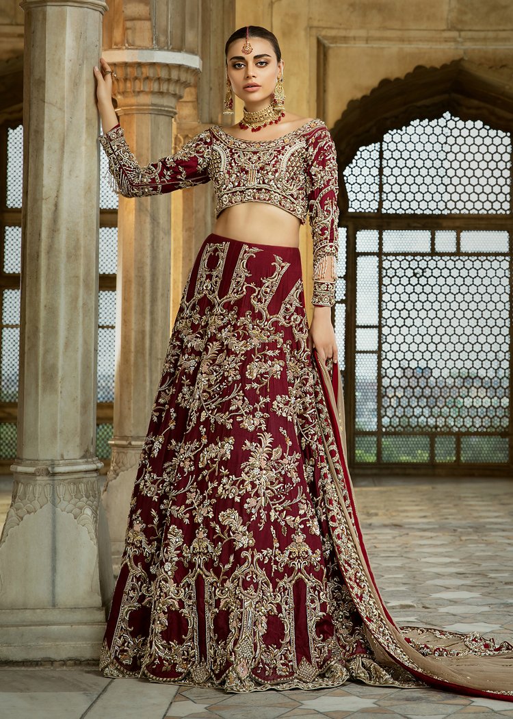 Pakistani Red Bridal Lehnga Choli for Wedding