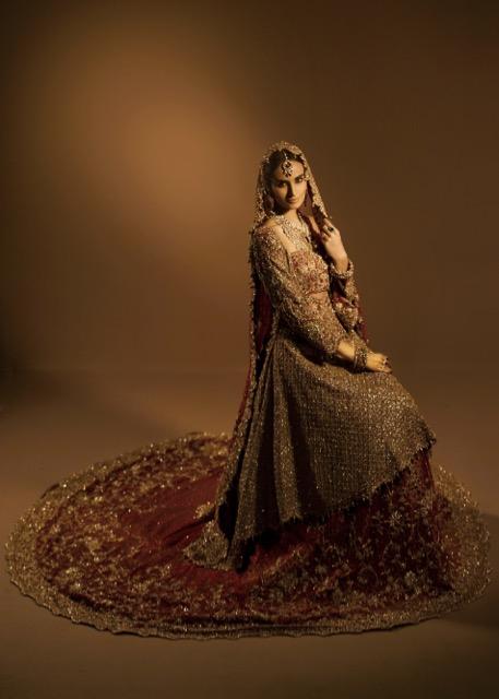 Latest Pakistani bridal outfit embroidered in carmine red color