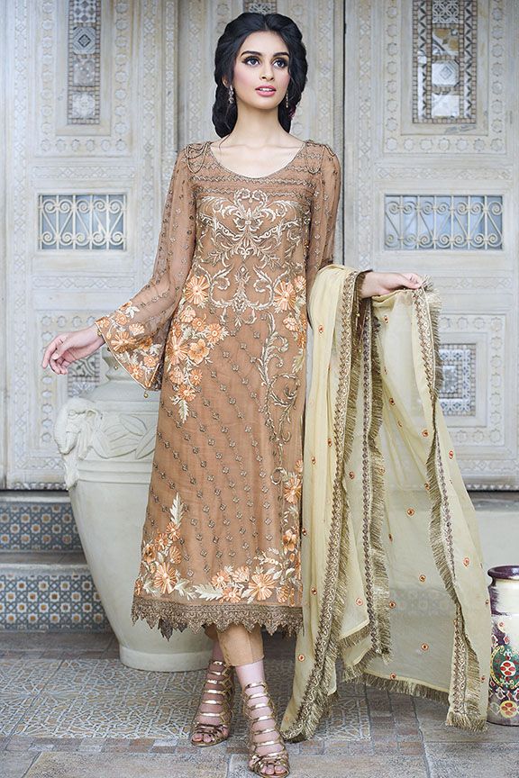Pakistani brown chiffon dress embroidered for party SMALL Pakistani brown chiffon dress embroidered for party SMALL