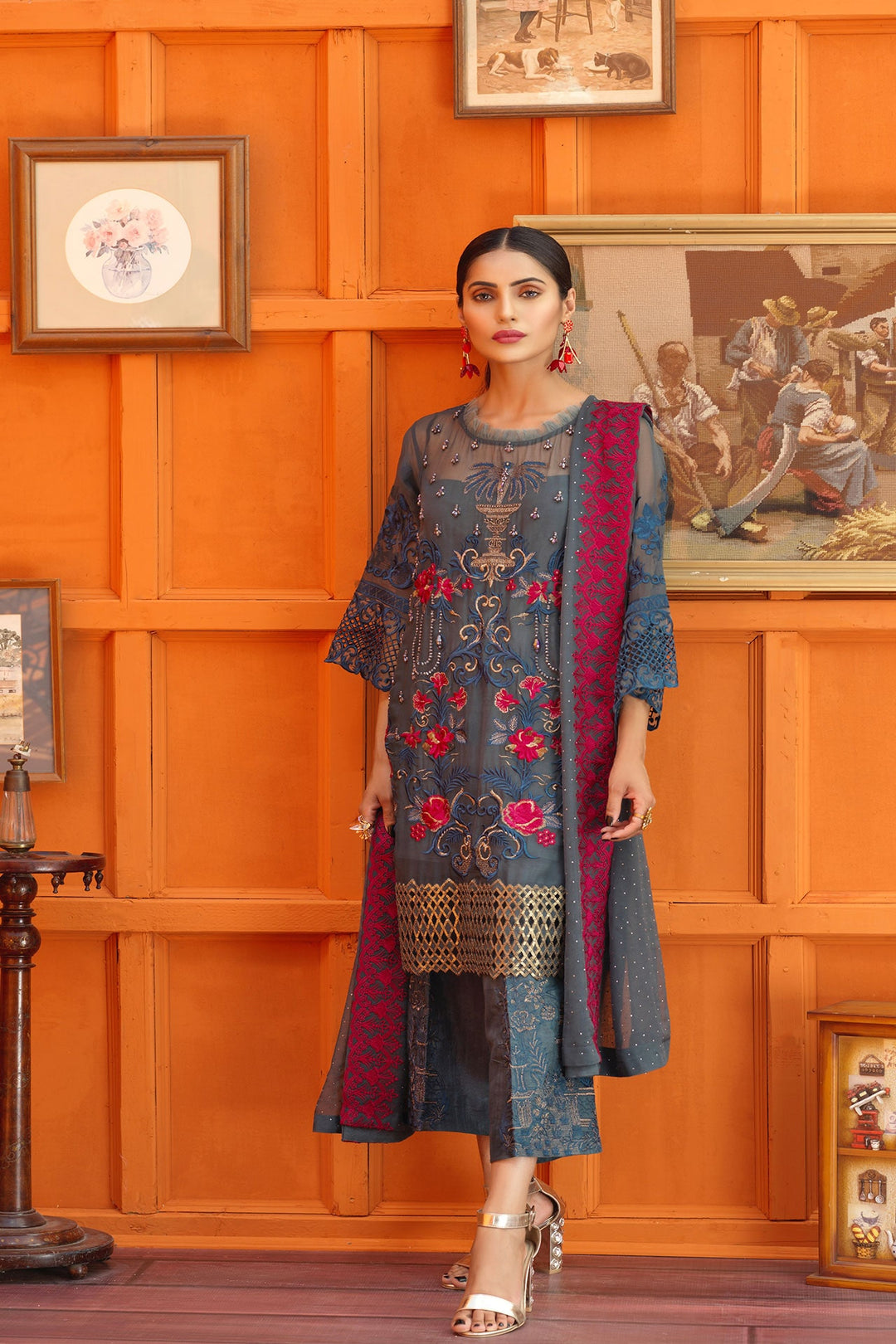 Pretty Pakistani dress of Chiffon for Parties