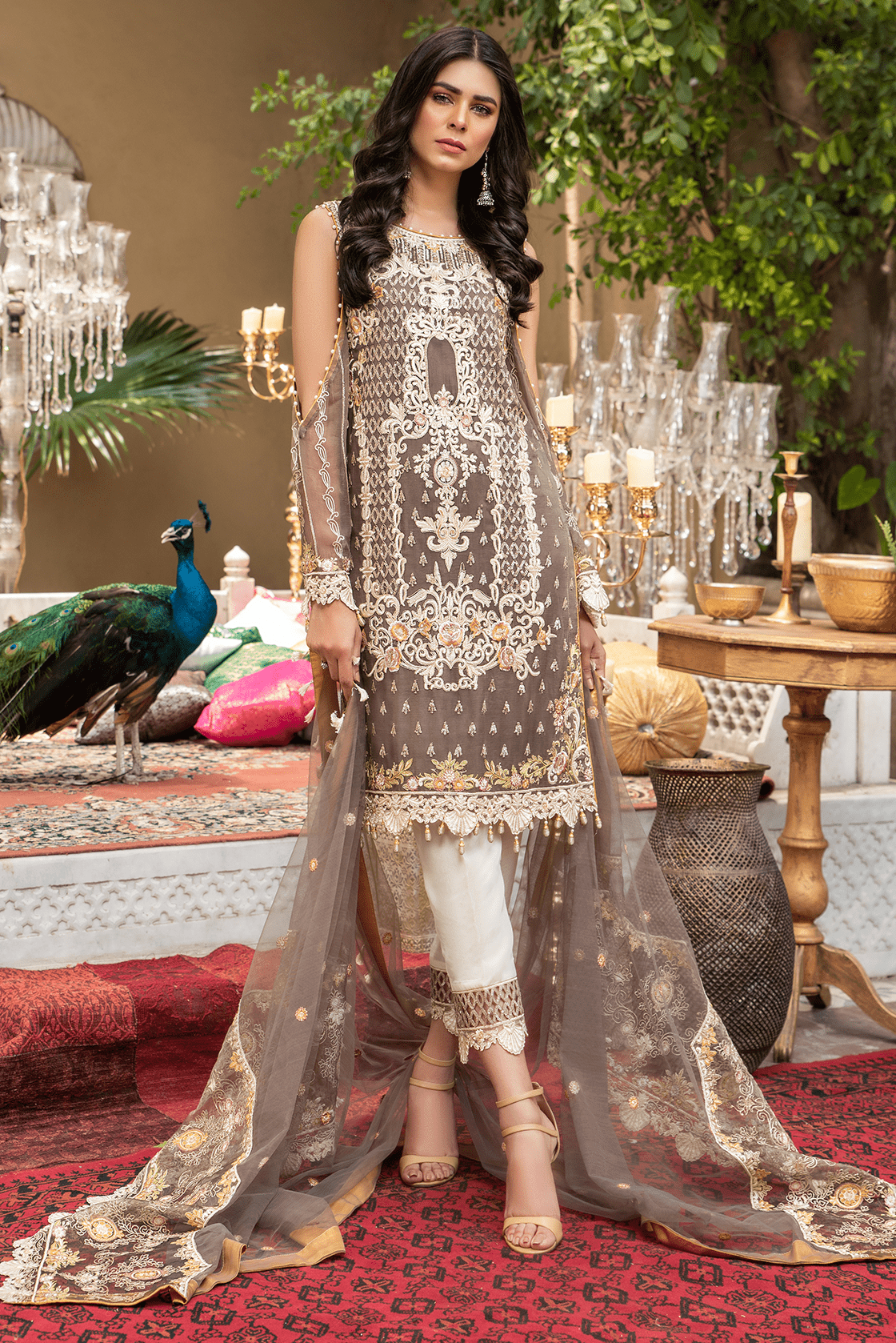 Pakistani Girl Dress Online Shopping: Unveiling Exquisite Styles!