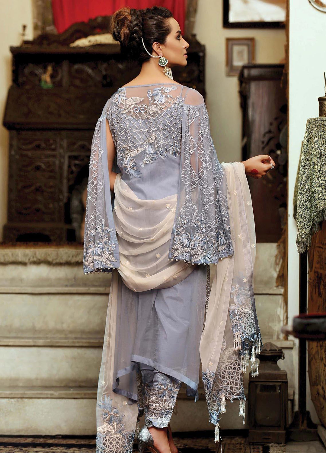 Buy Pakistani ladies dress Design of 2019 in USA large Buy Pakistani ladies dress Design of 2019 in USA large