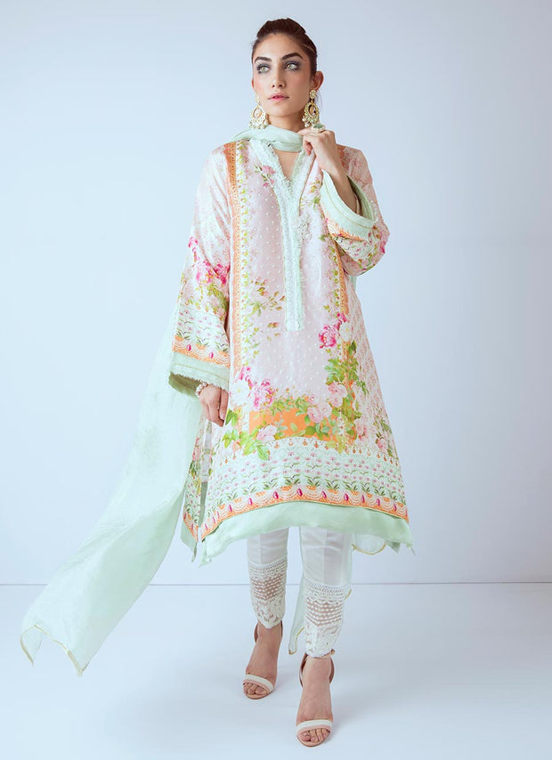 Beautiful Pakistani printed dress in lavish pink color