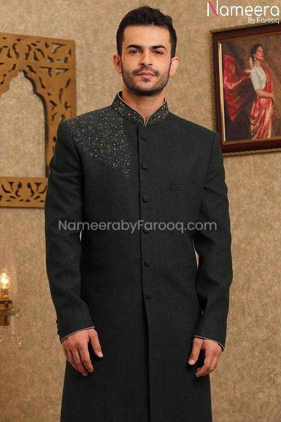 Pakistani Wedding Sherwani Black for Groom 2021 Close Up