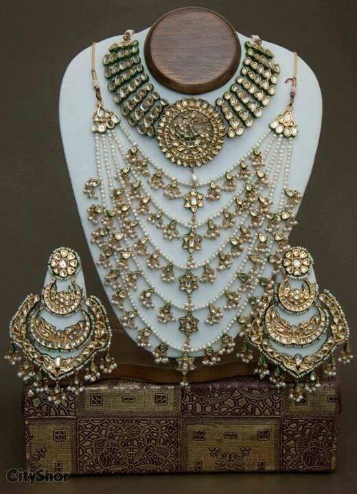 Exclusive Pearl Jewellery Sets Perfect For Bridal