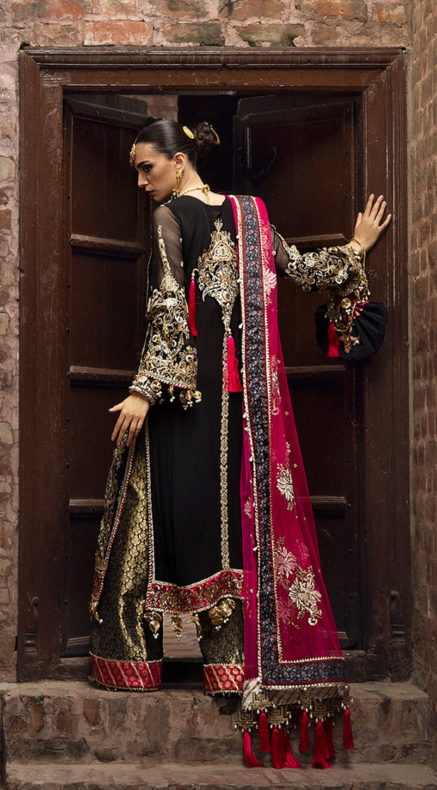 Pink Black Salwar Kameez for Pakistani Party Dresses Nameera by Farooq Pink Black Salwar Kameez for Pakistani Party Dresses Nameera by Farooq