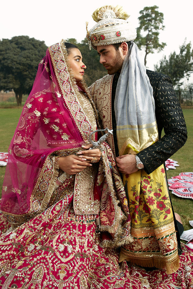 Pink Golden Lehenga Choli for Pakistani Wedding Dress