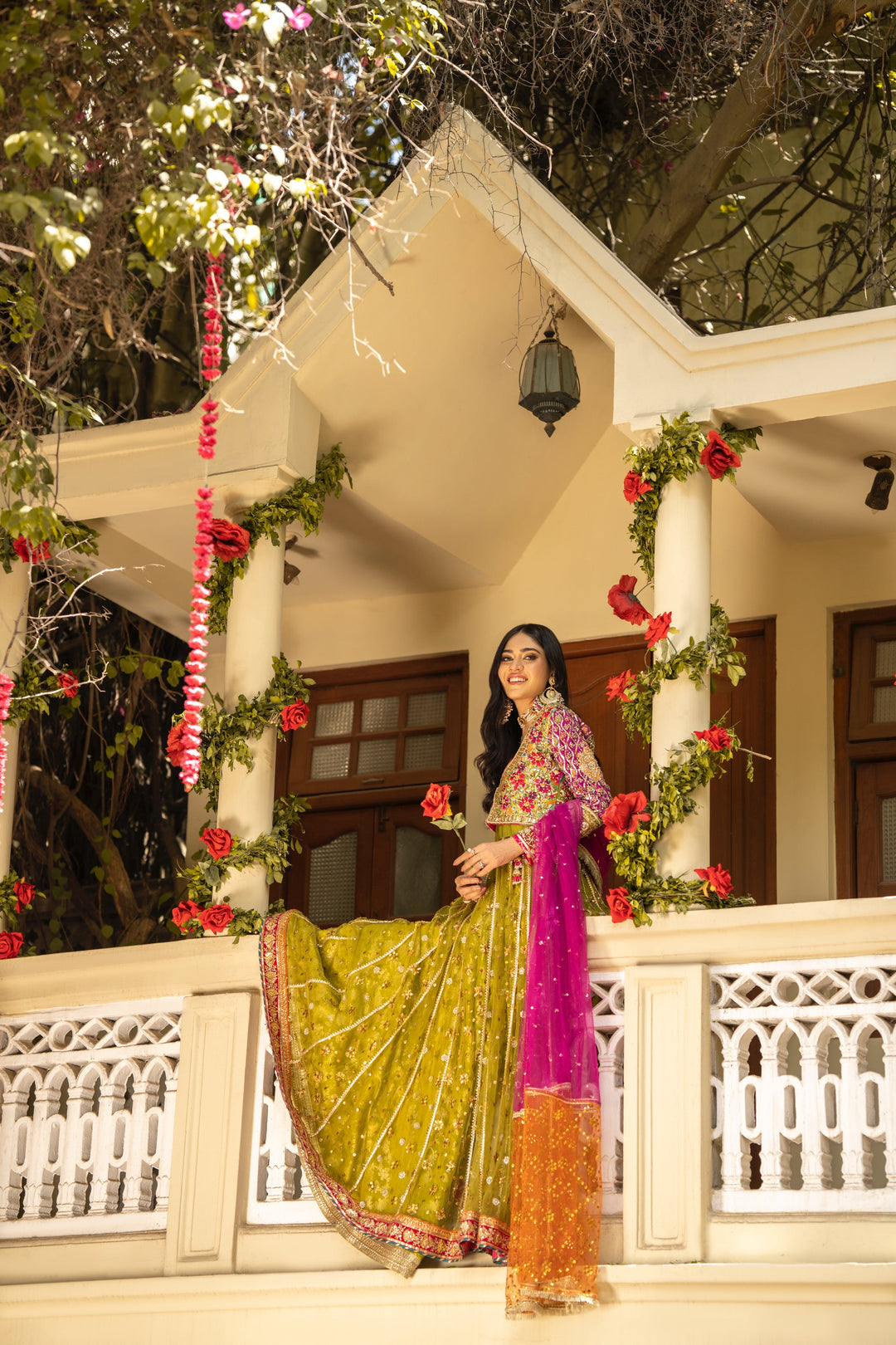 Elegant Green Pishwas Frock - Premium Pakistani Bridal Dress