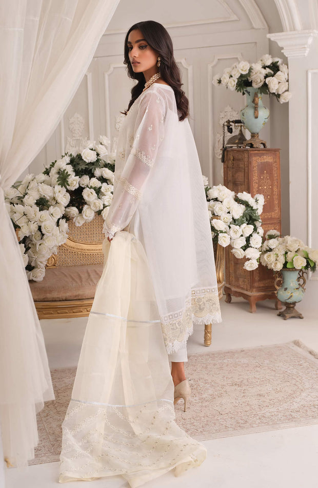 white cotton dress pakistani White embroidered Pakistani kurti dress with straight pant and chiffon dupatta