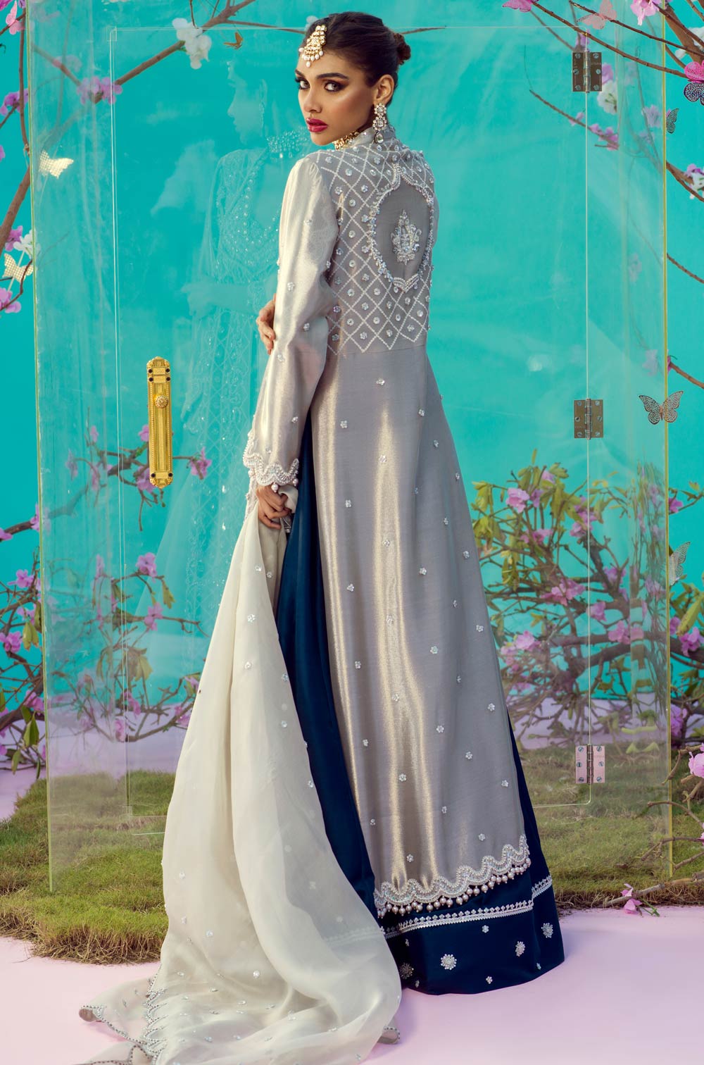Elegant Raw Silk Bridal Lehenga & Kameez for Weddings