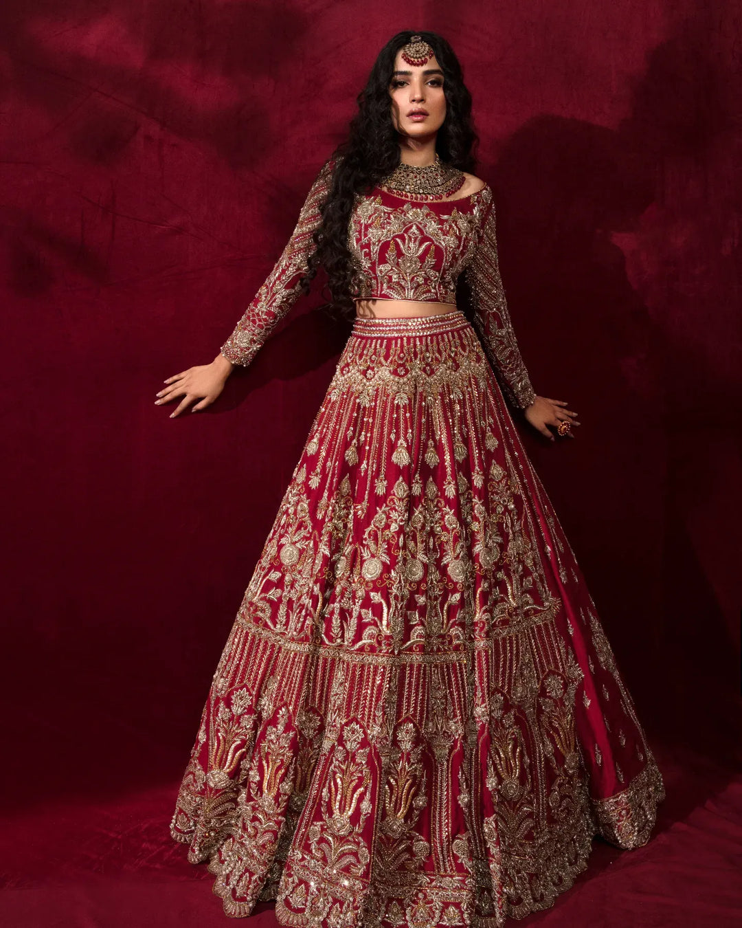 Gorgeous Red Bridal Lehenga Choli for Elegant Weddings