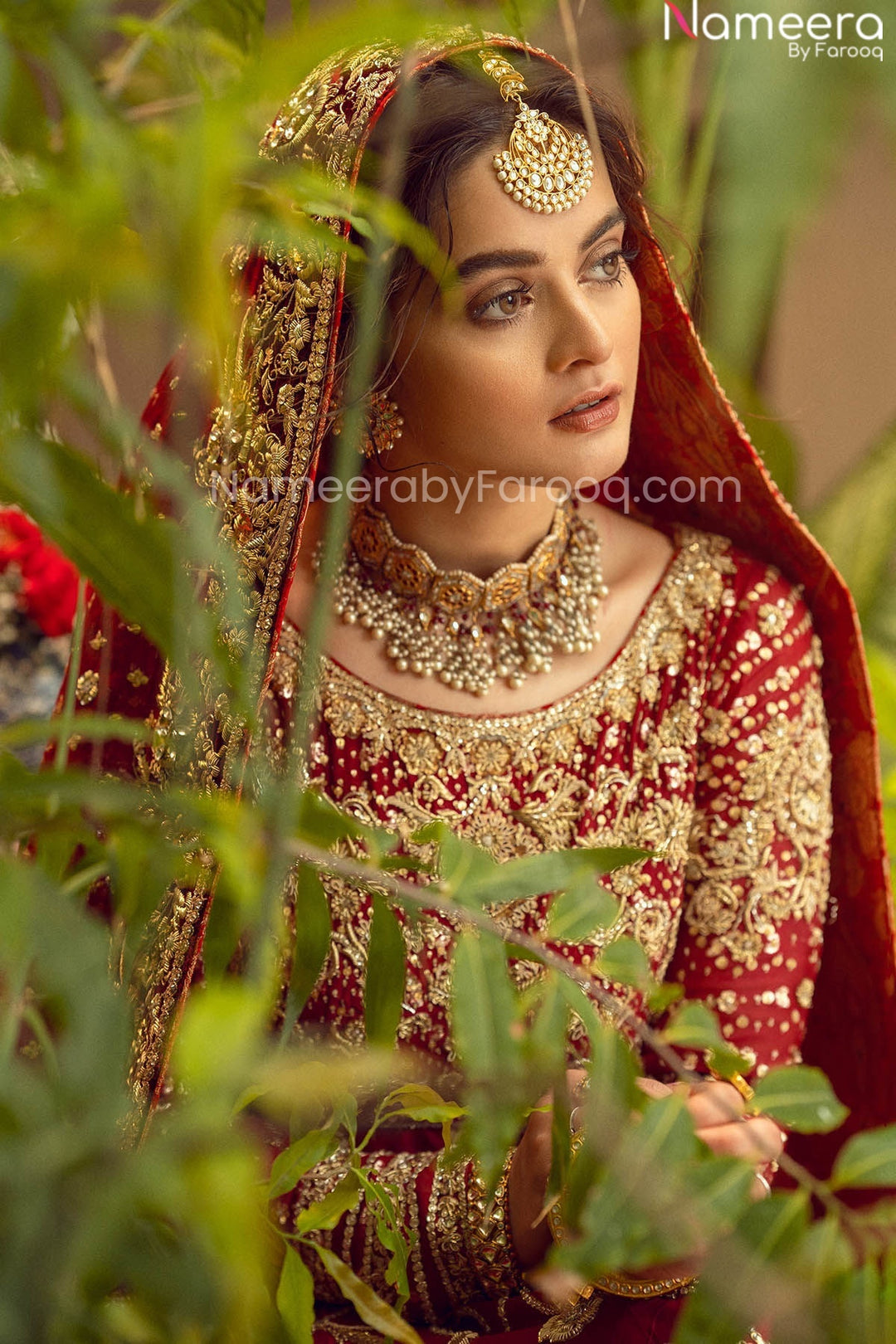 red bridal pakistani lehenga