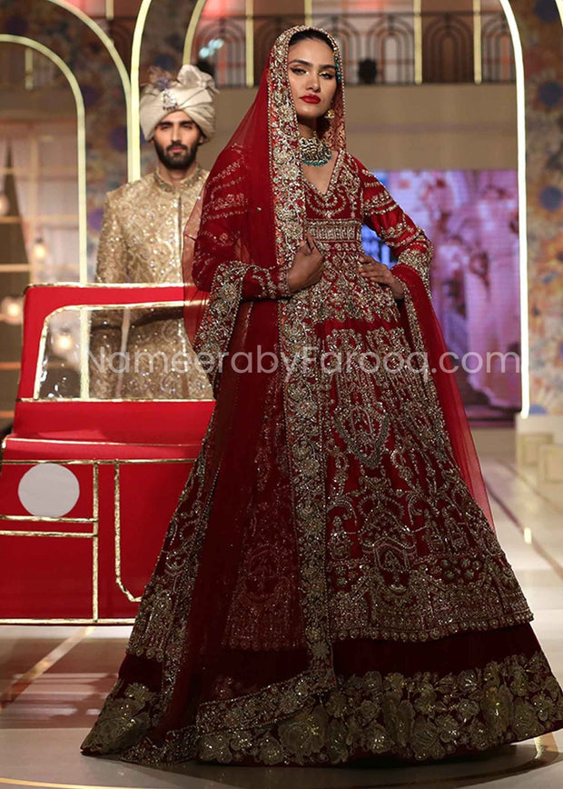 Red Lehenga for Bride in Pakistani Designer Wear 