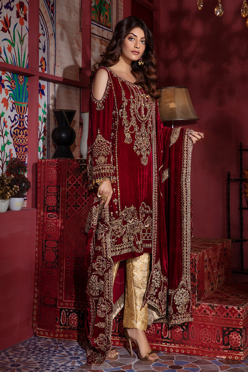 Red Velvet Salwar Kameez Pakistani Wedding Dresses 2023