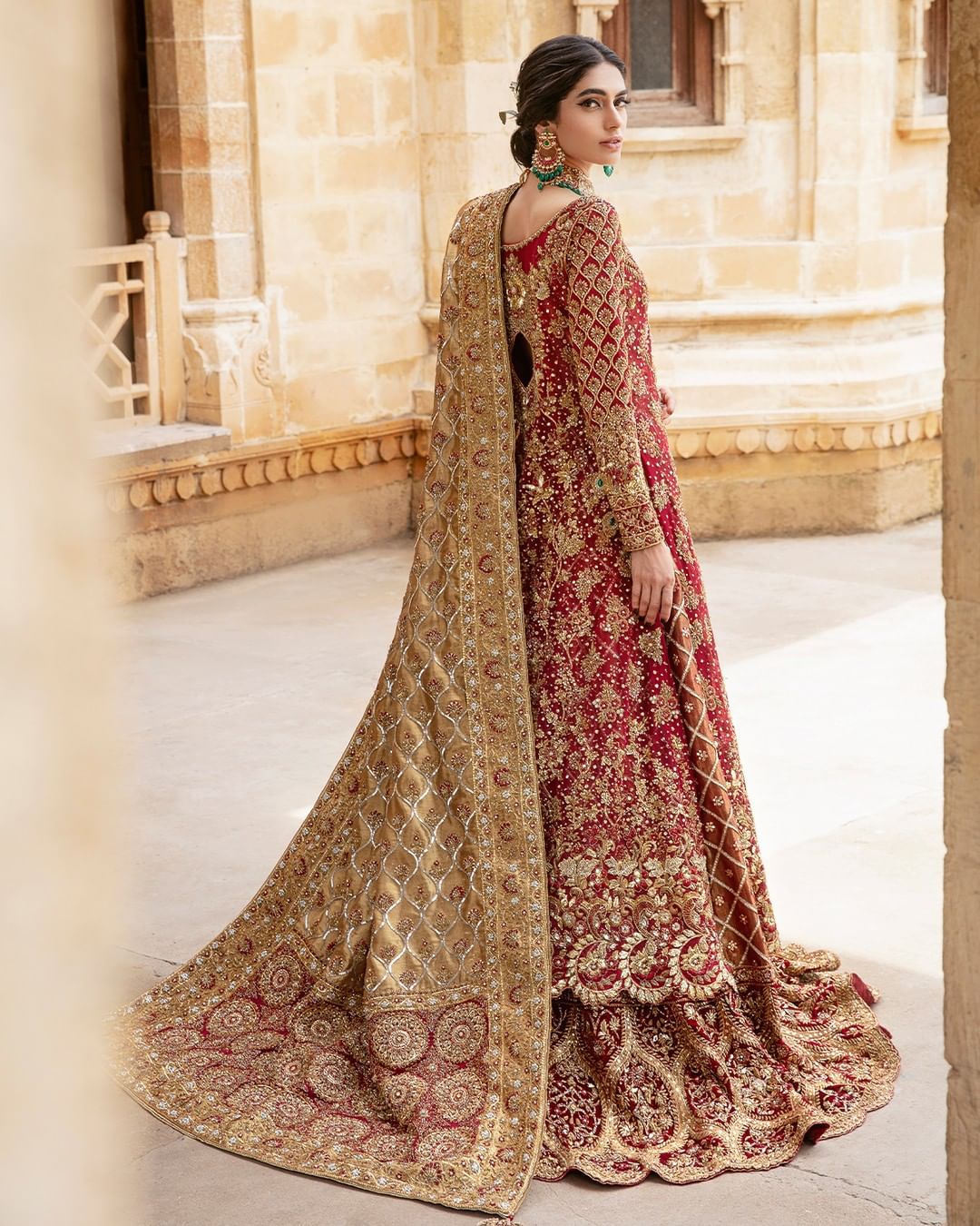 Elegant Pakistani Bridal Lehenga Kameez in Red