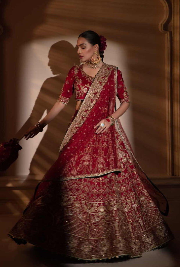 Royal Indian Bridal Dress in Red Lehenga Choli Style