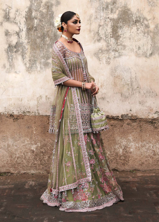Royal Indian Bridal Dress in Shirt and Green Lehenga Style