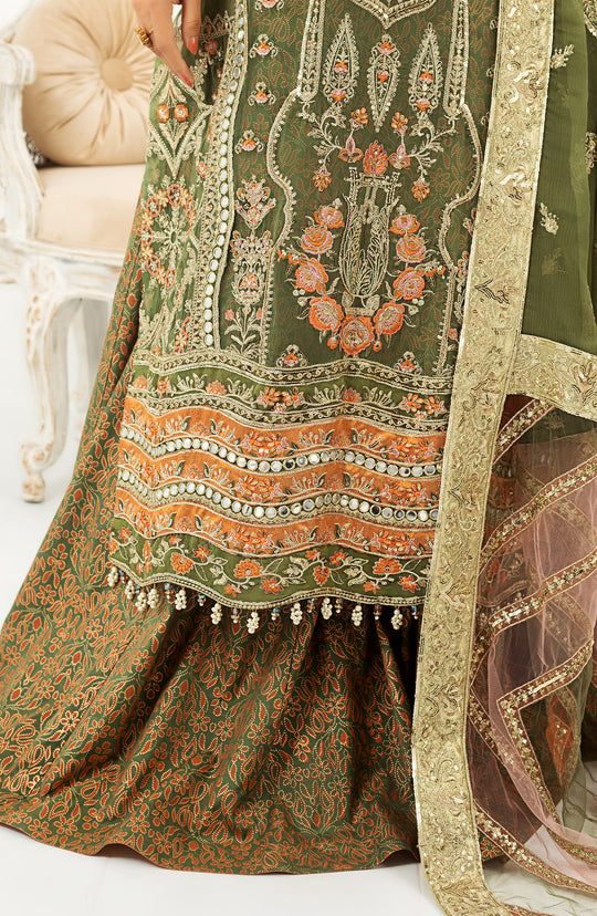 Royal Pakistani Mehndi Dress in Kameez Sharara and Dupatta Style
