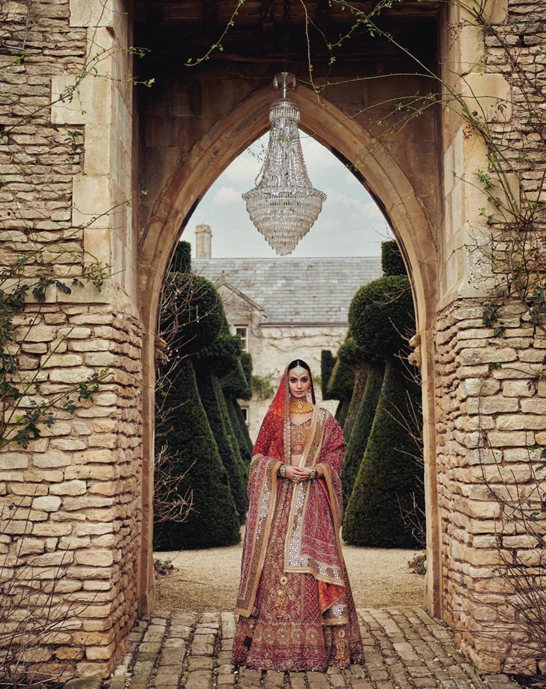 Exquisite Pakistani Bridal Lehenga Choli in Red and Gold