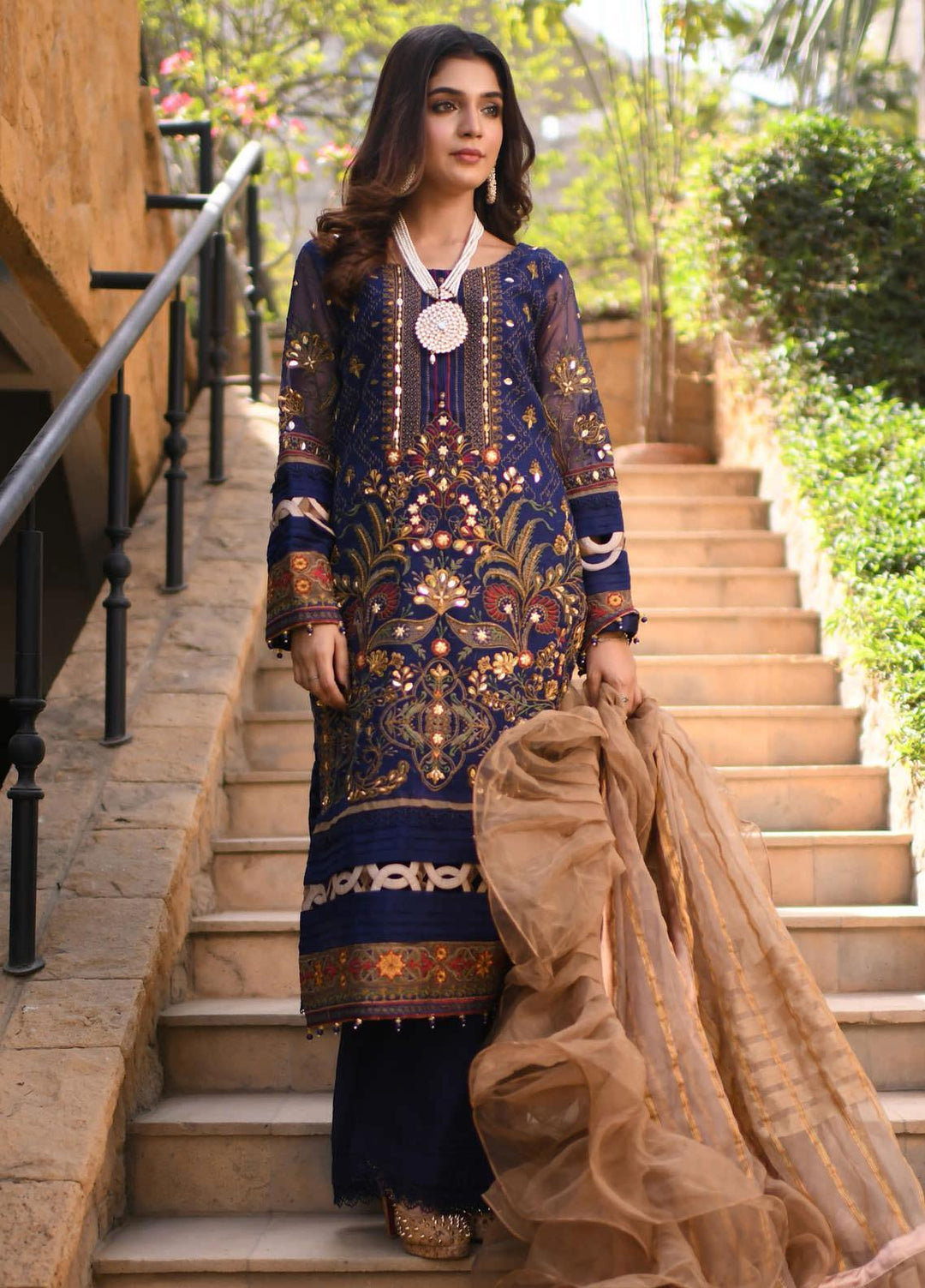 Shalwar Kameez Ladies 