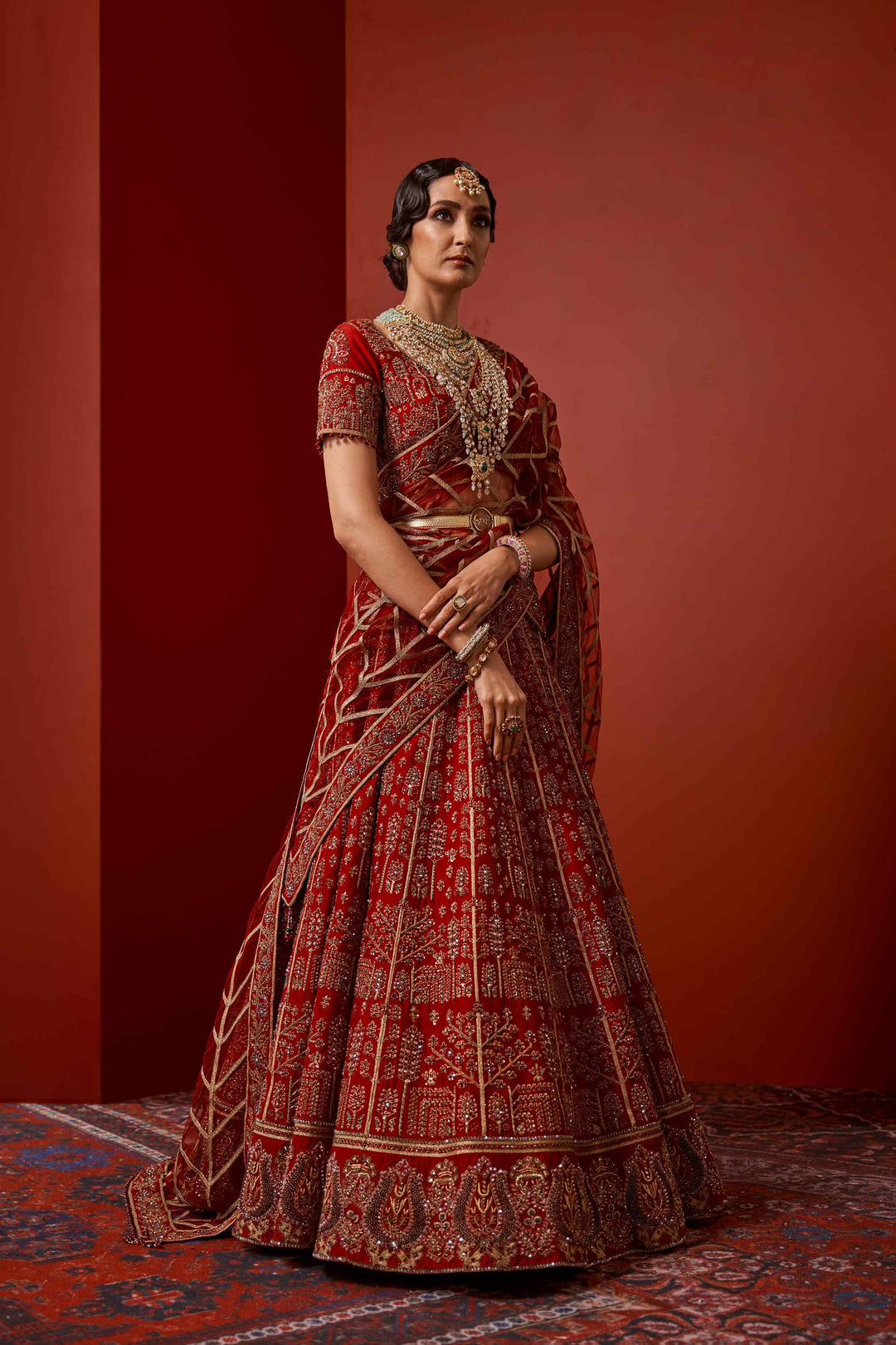 Simple Red Lehenga Bridal Dress in Tilla Work