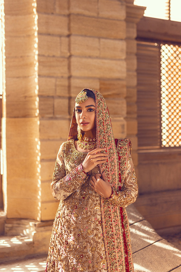 Skin Golden Kameez Lehenga Pakistani Wedding Dress