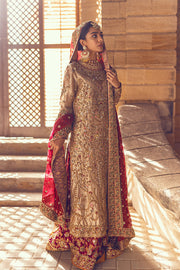 Skin Golden Kameez Lehenga Pakistani Wedding Dresses 2023