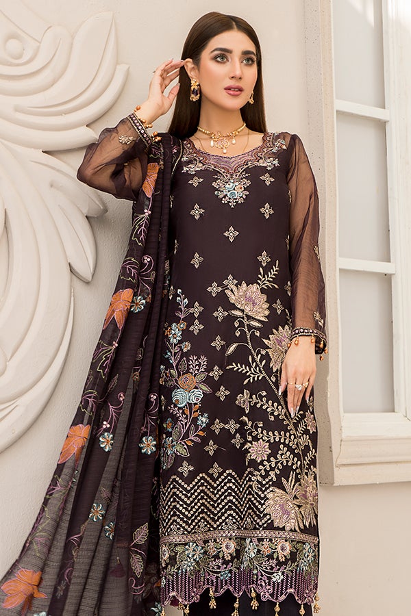 Traditional Dress of Pakistan in Purple Shade Online