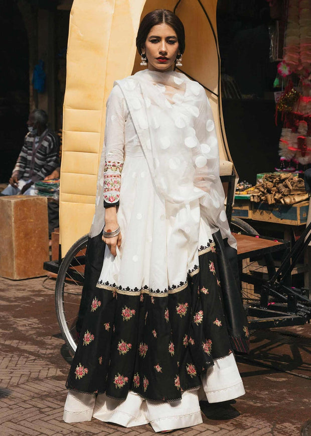 Traditional Long Frock Sharara Pakistani Eid Dresses 2022