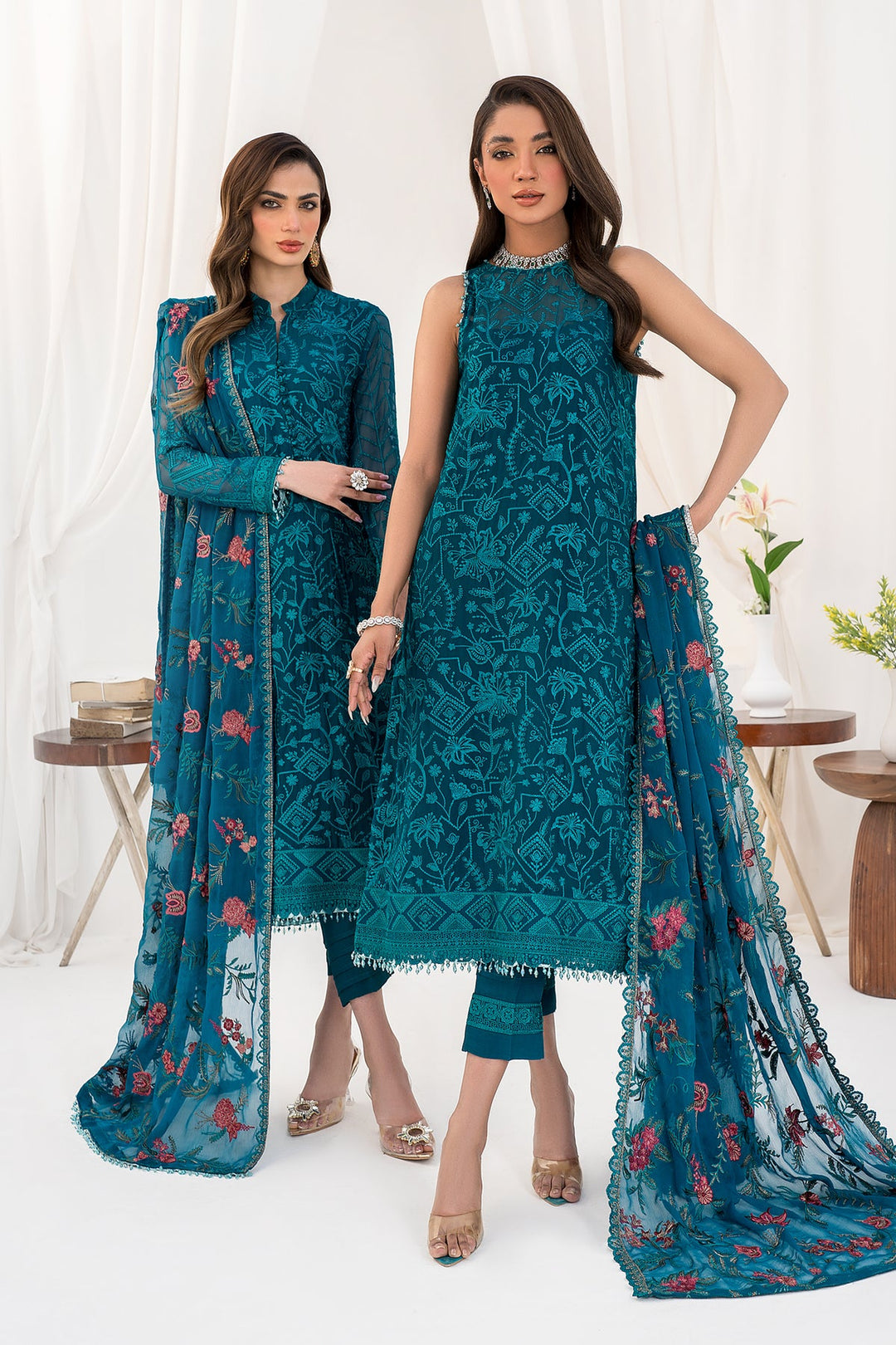 Traditional Traditional Pakistani Wedding Embroidered Kameez Trouser Dress