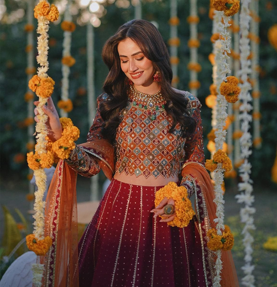 Traditional Wedding Lehenga with Choli and Dupatta Online