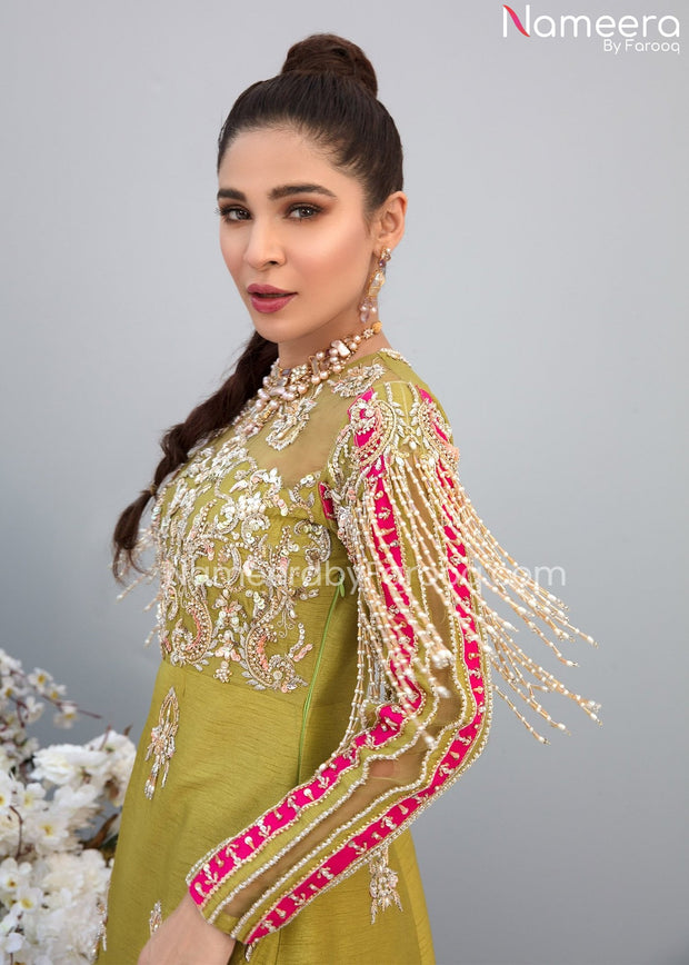 Trendy Pakistani Gown for Wedding Party Wear