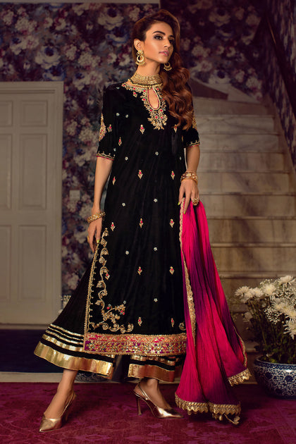Velvet Pakistani Dress in Capri Kameez Style for Wedding Party ...