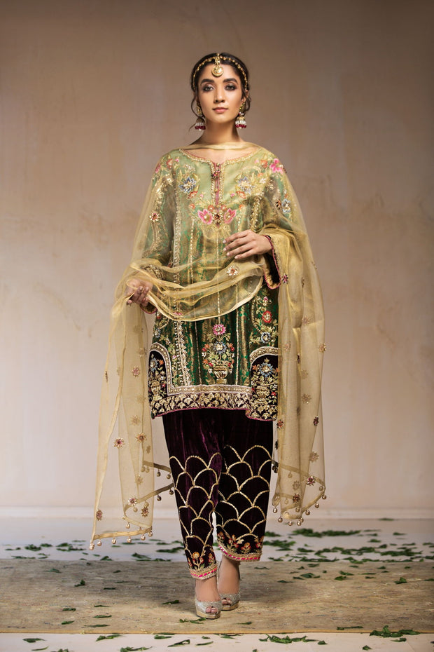 Velvet Wedding Party Wear in Green Color