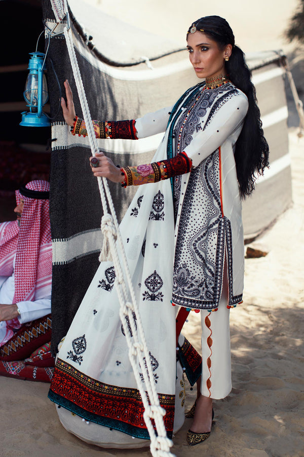 White Black Lawn Kameez Capri Pakistani Eid Dress 2022